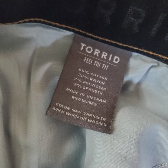 Torrid EUC Women's Plus Size 18 Short Sky High Skinny Premium Stretch Dark Jean - Picture 9 of 12